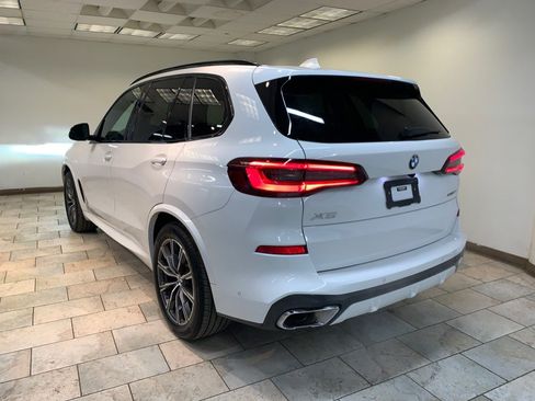 Used 2023 BMW X5 xDrive40i w/ M Sport Package image 5
