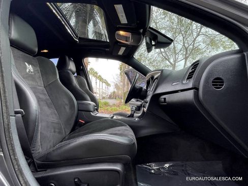 Used 2017 Dodge Charger R/T Scat Pack w/ Technology Group image 35