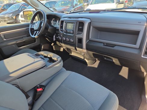 Certified 2020 RAM 1500 Tradesman w/ Popular Equipment Group RWD image 37
