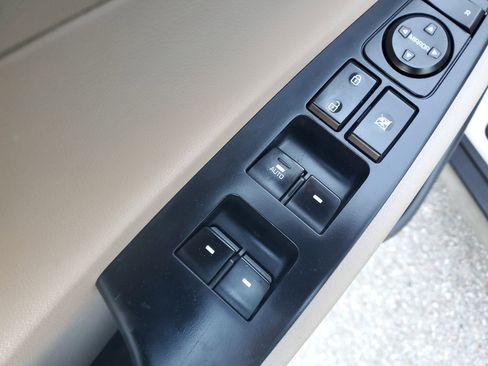 Used 2017 Hyundai Tucson SE Plus w/ Cargo Package image 18