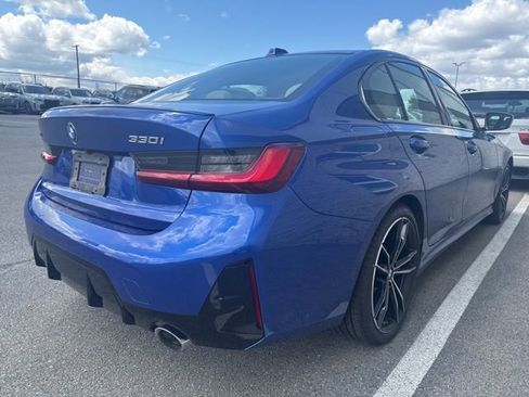 Used 2023 BMW 330i xDrive Sedan w/ M Sport Package image 7