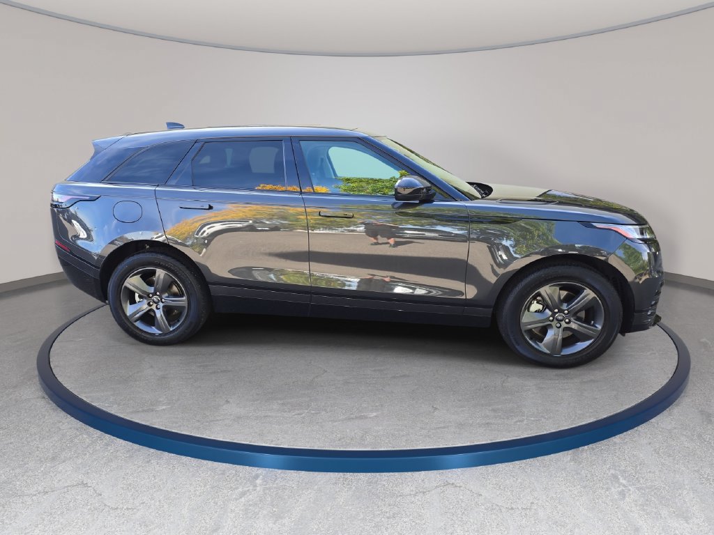Certified 2025 Land Rover Range Rover Velar Dynamic SE AWD/4WD image 5