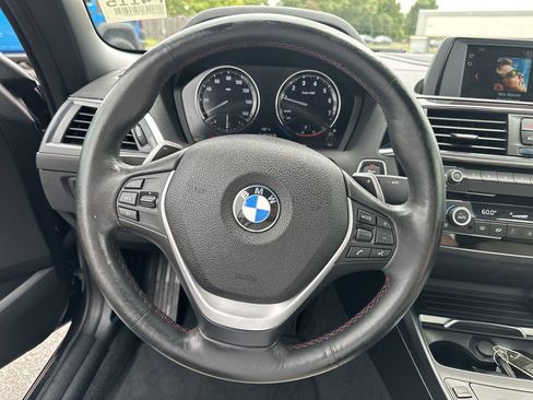 Used 2020 BMW 230i Convertible w/ Convenience Package RWD image 11