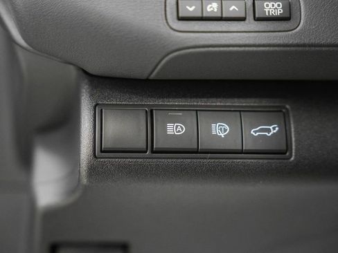 New 2026 Toyota C-HR image 41