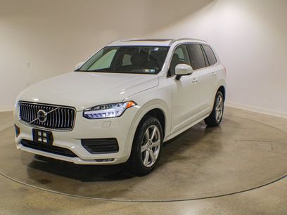 Used 2021 Volvo XC90 T6 Momentum w/ Climate Package