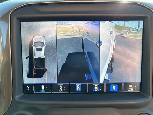 Used 2020 Chevrolet Silverado 1500 High Country w/ Technology Package image 36