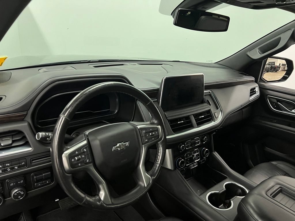 Used 2022 Chevrolet Tahoe Z71 w/ Luxury Package AWD/4WD image 13
