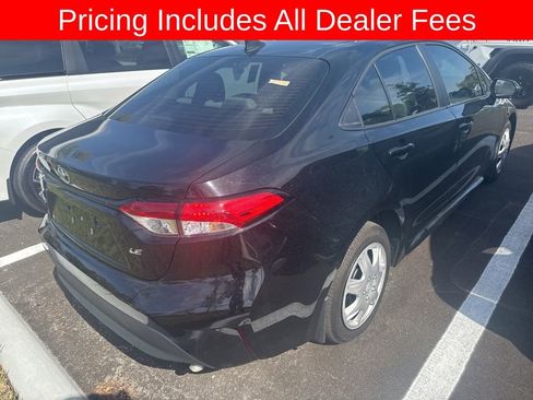Used 2025 Toyota Corolla LE FWD image 4