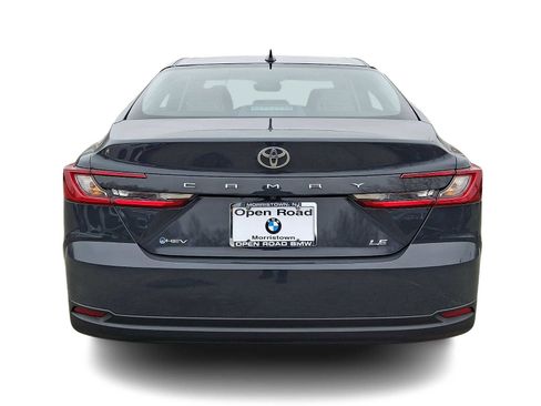 Used 2025 Toyota Camry LE w/ Convenience Package image 5