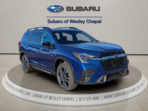 Used 2026 Subaru Ascent Touring AWD/4WD image 2