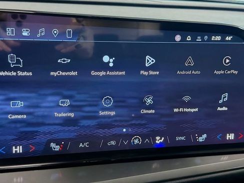 New 2026 Chevrolet Traverse LT image 15