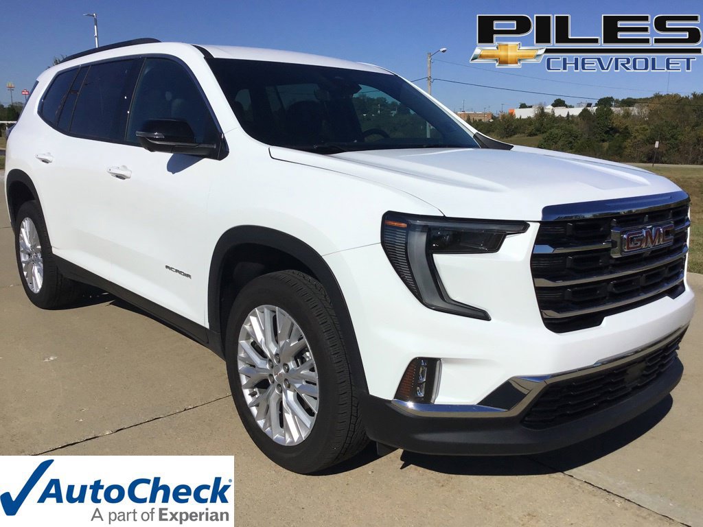 Used 2026 GMC Acadia Elevation w/ Elevation Premium Package FWD image 1