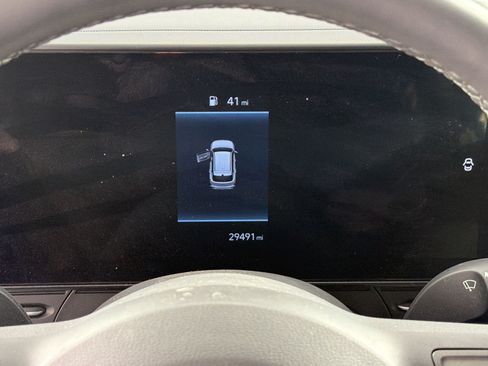 Used 2025 Hyundai Kona SEL FWD image 21