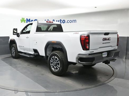 New 2026 GMC Sierra 2500 SLE image 17