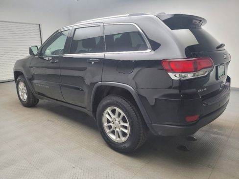 Used 2020 Jeep Grand Cherokee Laredo image 3