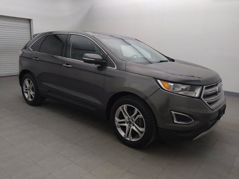 Used 2015 Ford Edge Titanium image 11