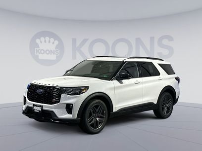 New 2025 Ford Explorer ST w/ Sun And Sound Package