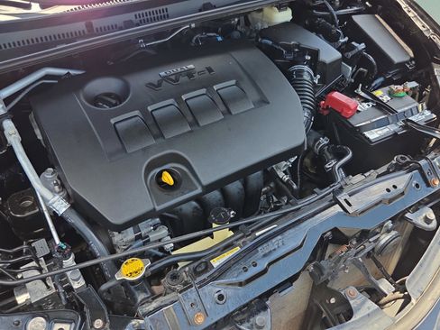Used 2017 Toyota Corolla SE FWD image 14