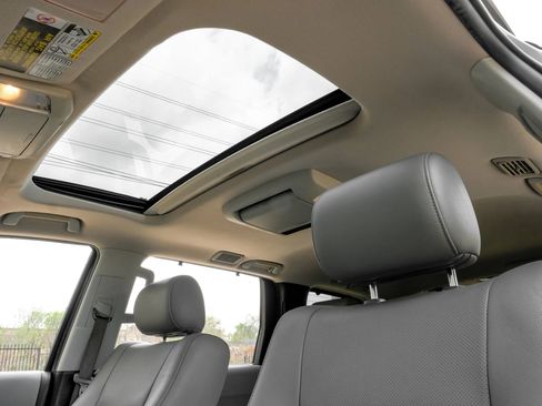 Used 2011 Toyota Sequoia Platinum AWD/4WD image 5