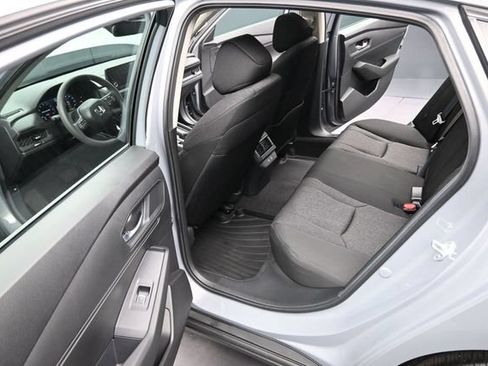 Certified 2025 Honda Accord SE image 17