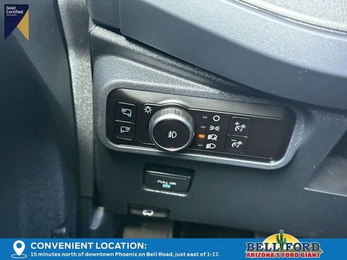 Used 2025 Ford Bronco Badlands image 32