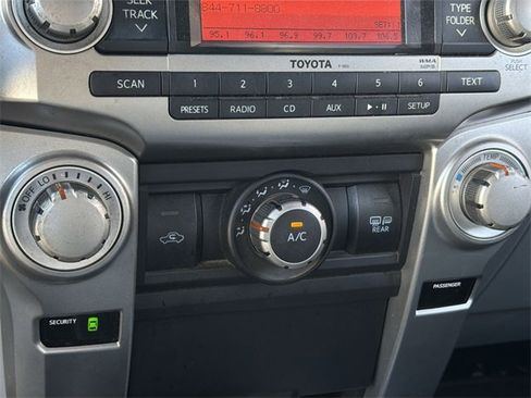 Used 2013 Toyota 4Runner SR5 image 14