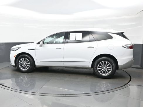 Used 2022 Buick Enclave Essence AWD/4WD image 4