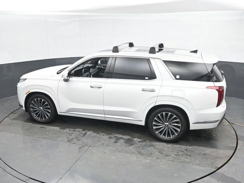Used 2023 Hyundai Palisade Calligraphy image 45