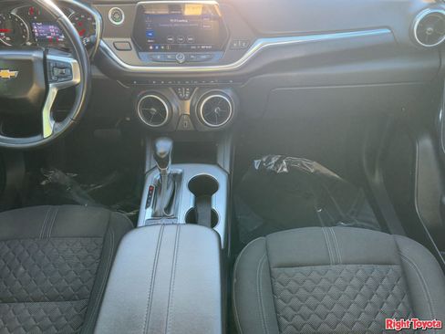 Used 2019 Chevrolet Blazer LT image 14