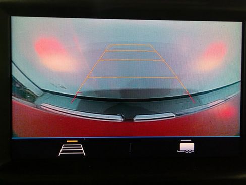 Used 2021 GMC Sierra 1500 Elevation w/ LPO, Elevation Black Package image 8