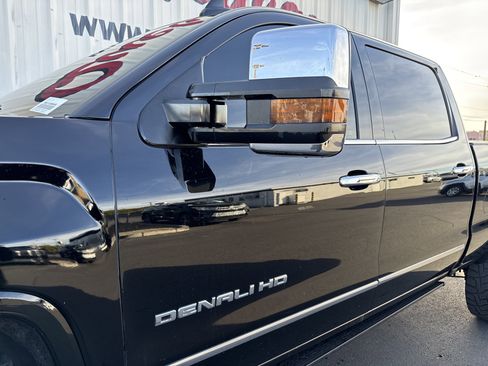 Used 2018 GMC Sierra 2500 Denali w/ Duramax Plus Package image 7