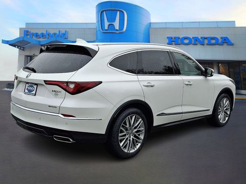 Used 2023 Acura MDX SH-AWD w/ Advance Package image 7