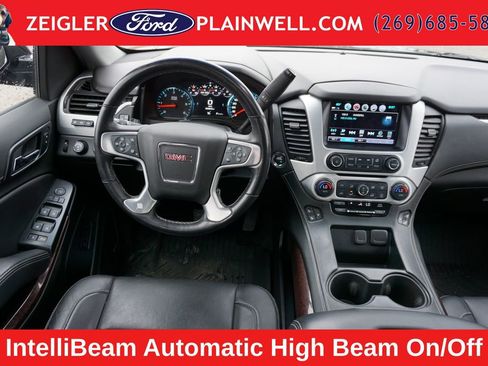 Used 2019 GMC Yukon XL SLT w/ Graphite Performance Edition AWD/4WD image 16