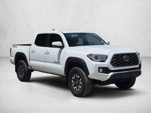Used 2023 Toyota Tacoma TRD Off-Road w/ Technology Package RWD image 3