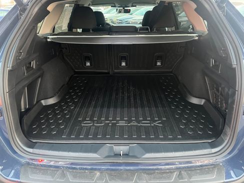 Certified 2025 Subaru Outback Premium w/ Popular Package #1A image 11