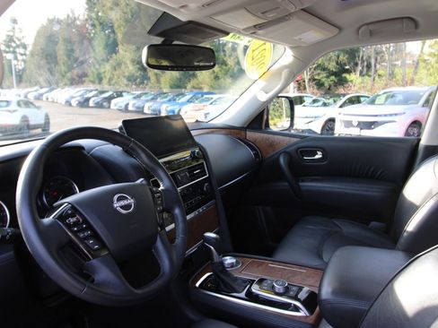 Used 2021 Nissan Armada SL w/ Captain's Chairs Package image 14