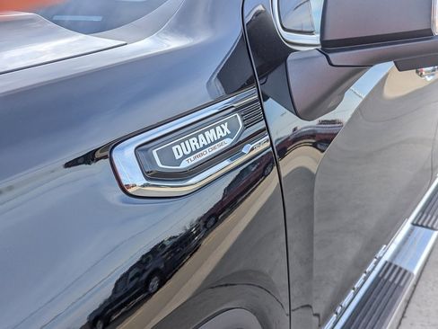 New 2026 GMC Sierra 1500 SLT w/ SLT Premium Package image 11