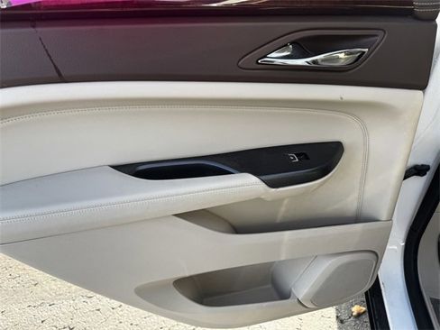 Used 2016 Cadillac SRX Luxury w/ Driver Awareness Package image 19