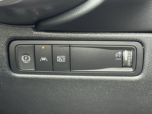 New 2026 Chevrolet Equinox EV LT image 30