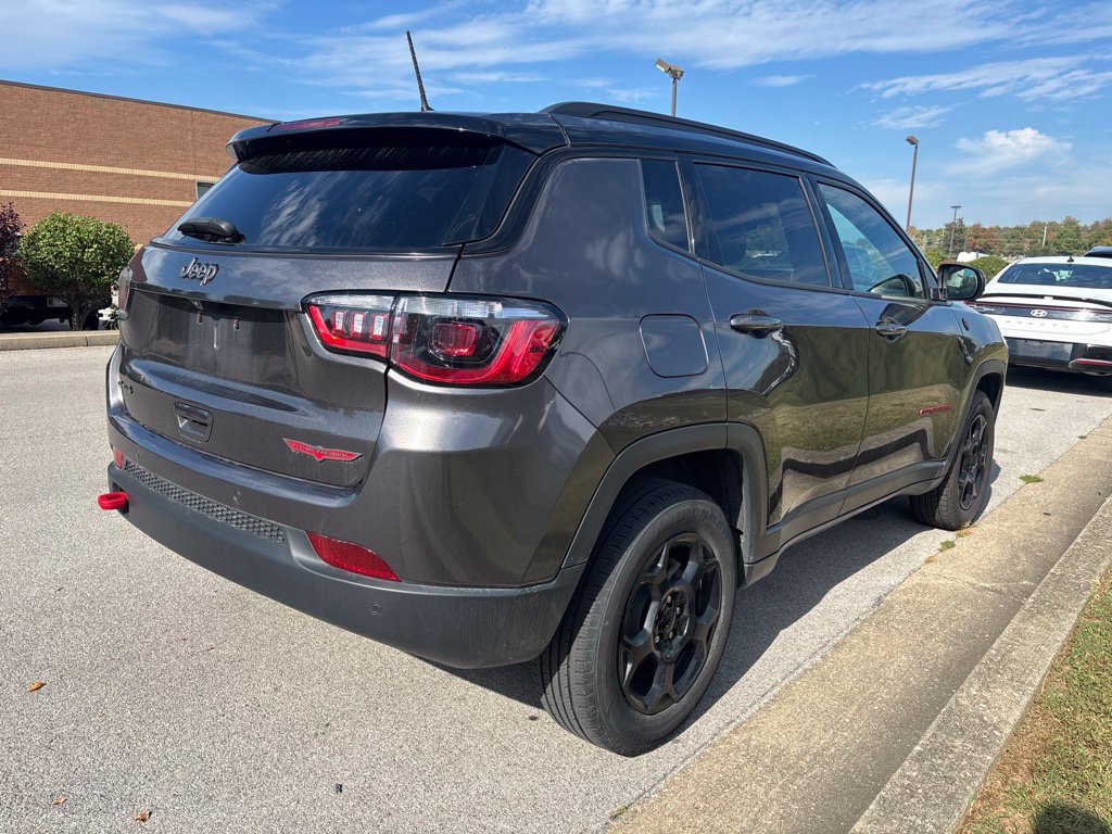 Used 2024 Jeep Compass Trailhawk AWD/4WD image 3