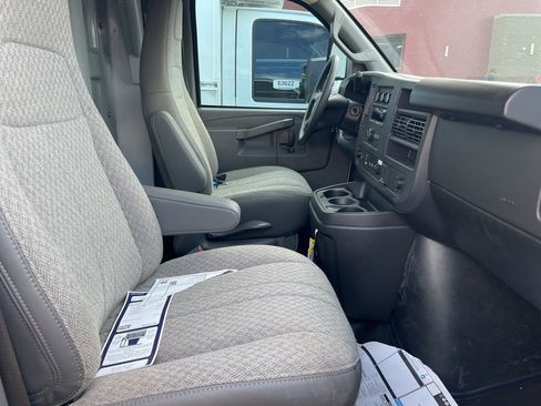 New 2025 GMC Savana 3500 w/ Power Convenience Package image 9