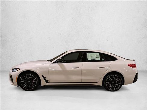 Used 2026 BMW i4 xDrive40i w/ M Sport Package AWD/4WD image 9