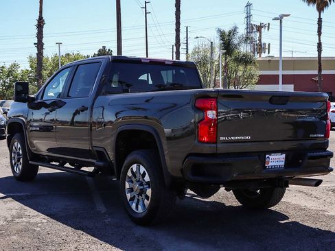 Used 2023 Chevrolet Silverado 2500 Custom w/ Custom Convenience Package image 8