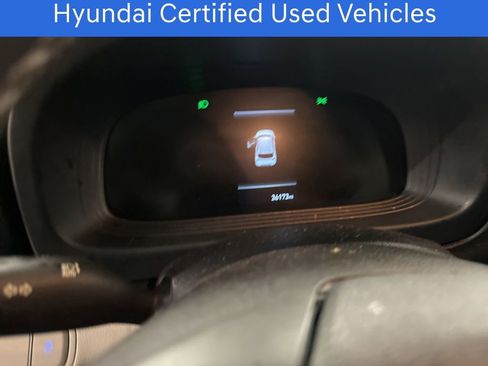 Certified 2023 Hyundai Venue SEL FWD image 7