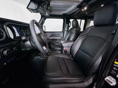 Used 2024 Jeep Wrangler Sahara w/ Safety Group image 13