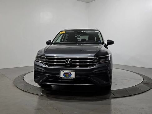 Used 2022 Volkswagen Tiguan SE AWD/4WD image 8