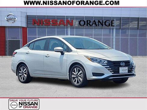 New 2025 Nissan Versa SV w/ Trunk Package FWD image 1