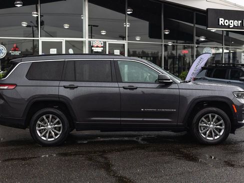 Used 2024 Jeep Grand Cherokee L Limited w/ Luxury Tech Group II image 7