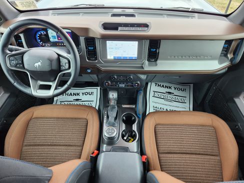 Used 2023 Ford Bronco Outer Banks image 15