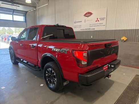 Used 2024 Nissan Titan PRO-4X w/ Pro-4x Convenience Package AWD/4WD image 5
